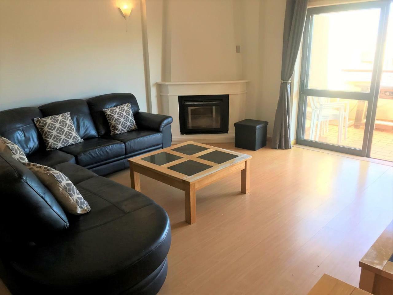 The Hoffy Beach Apartment Lagos Extérieur photo