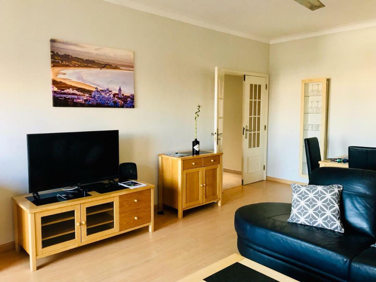 The Hoffy Beach Apartment Lagos Extérieur photo