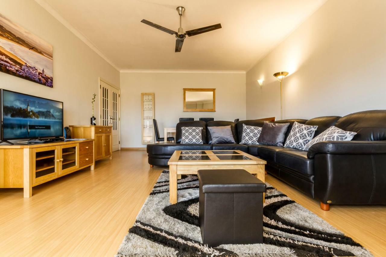 The Hoffy Beach Apartment Lagos Extérieur photo
