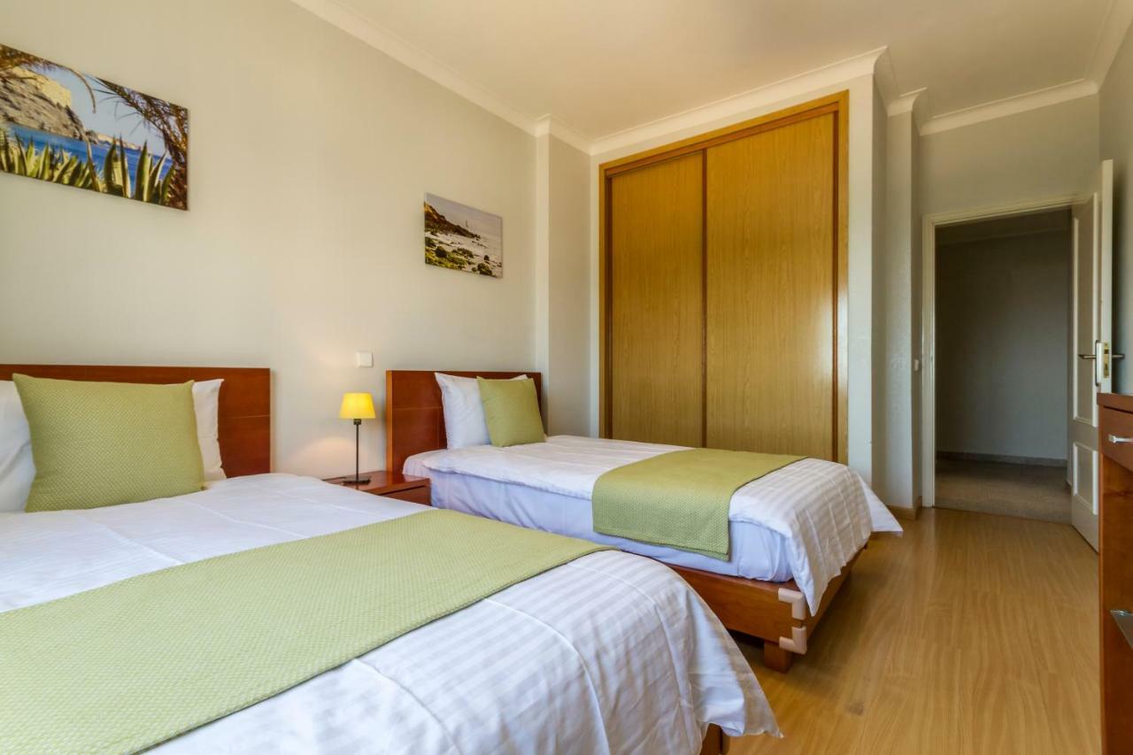 The Hoffy Beach Apartment Lagos Extérieur photo