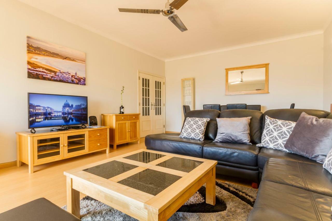 The Hoffy Beach Apartment Lagos Extérieur photo